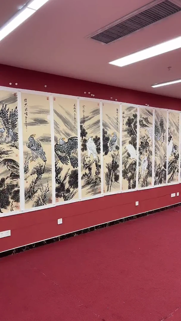 国画鹰十二条屏