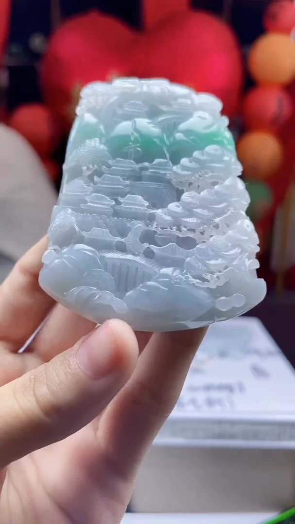 【闪购商品】翡翠吊坠(不含链)未镶嵌E78