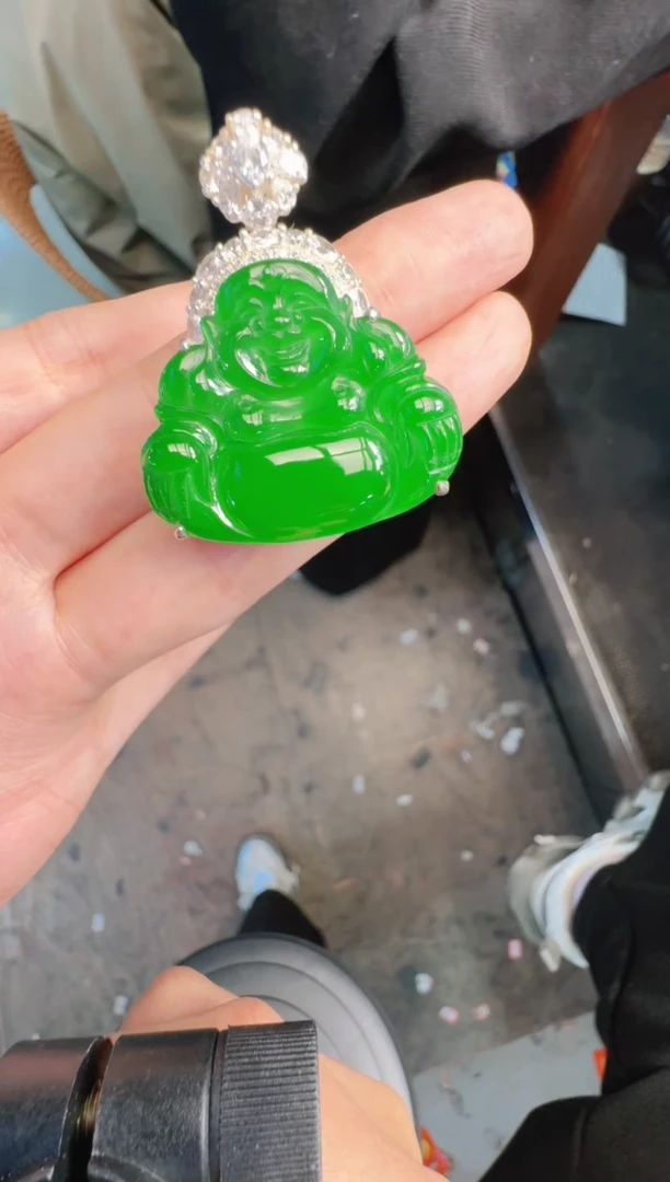 未镶嵌定制翡翠A货有轻微色差属于正常现象，佛公1