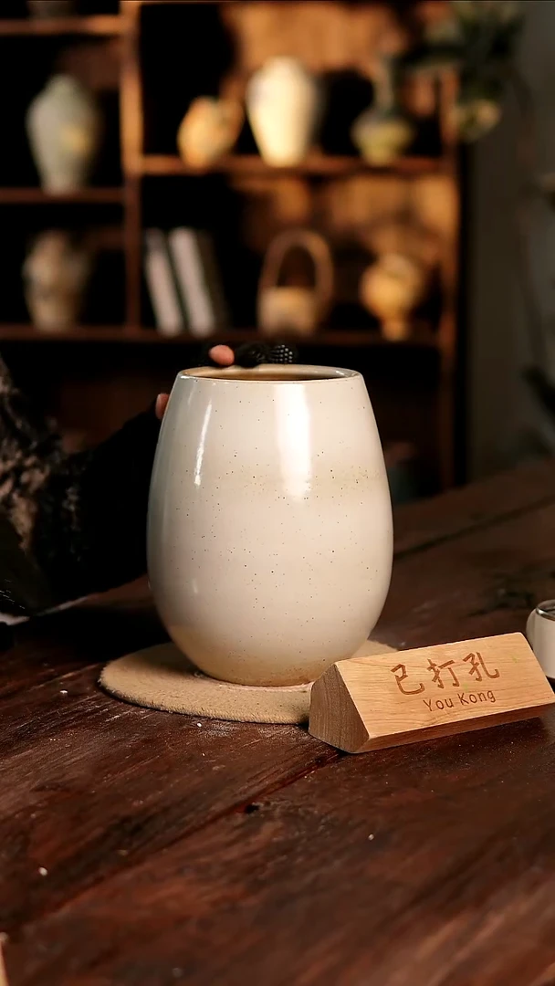 摆件29-30高23口11误差2已打孔