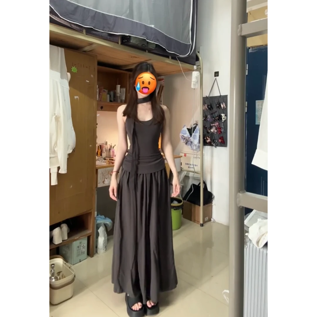 2025夏季新款韩系甜美穿搭无袖收腰褶皱设计针织吊带连衣长裙女