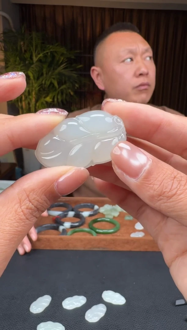 【闪购商品】和田玉14未镶嵌3.7洪飞多样性拍一发一