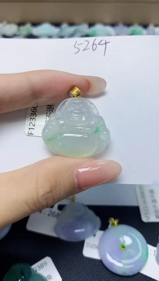 翡翠18K金镶嵌颈饰天然缅甸翡翠A货