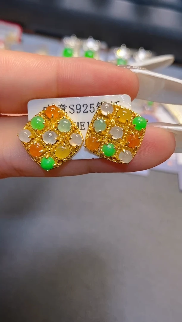 翡翠银S925镶嵌耳饰天然