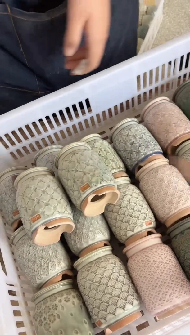 口径花盆-10-14-192混发一只