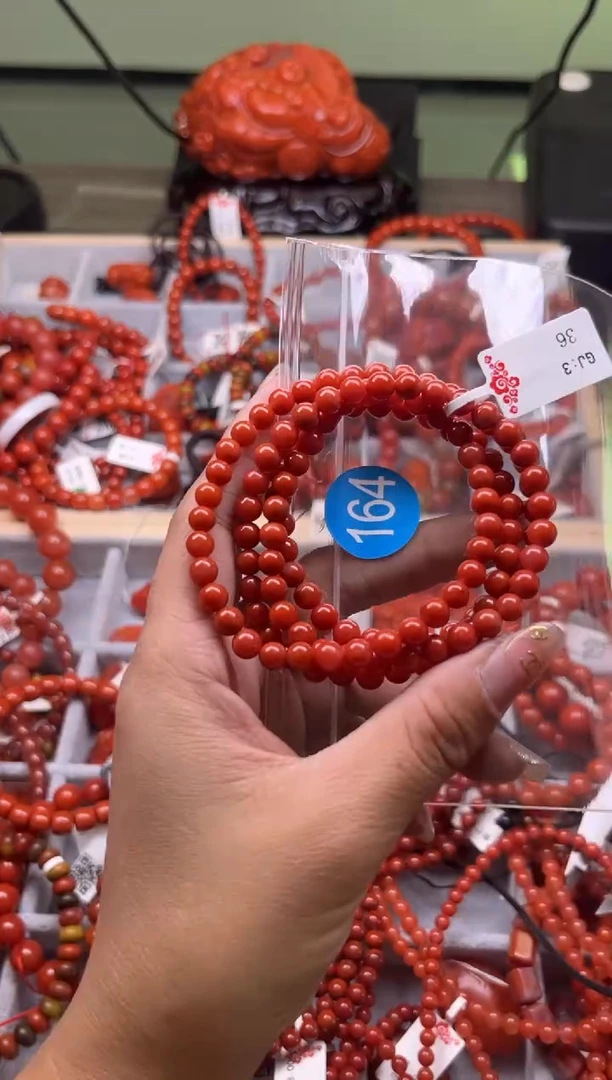 【闪购商品】南红玛瑙珠宝奇石未镶嵌164-5