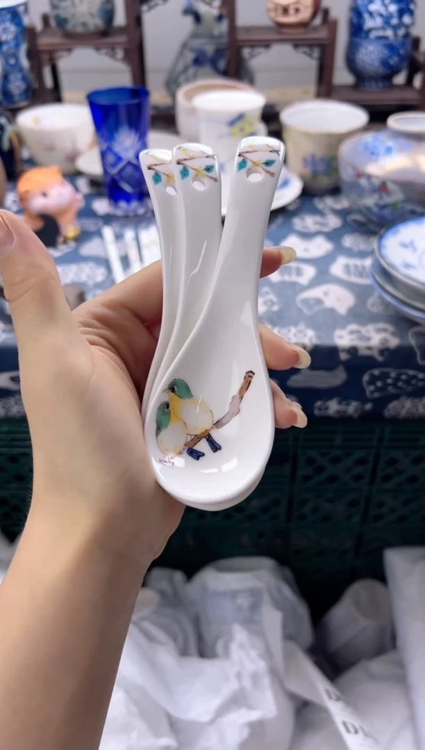 瓷片       勺子