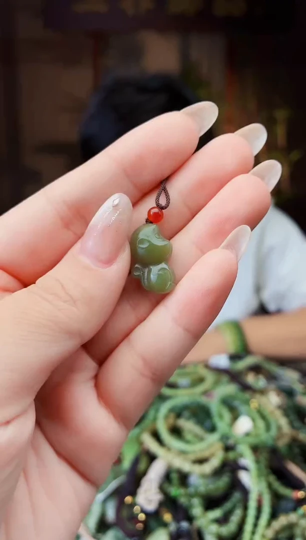 颈饰未镶嵌和田玉多样性发货拍一发一