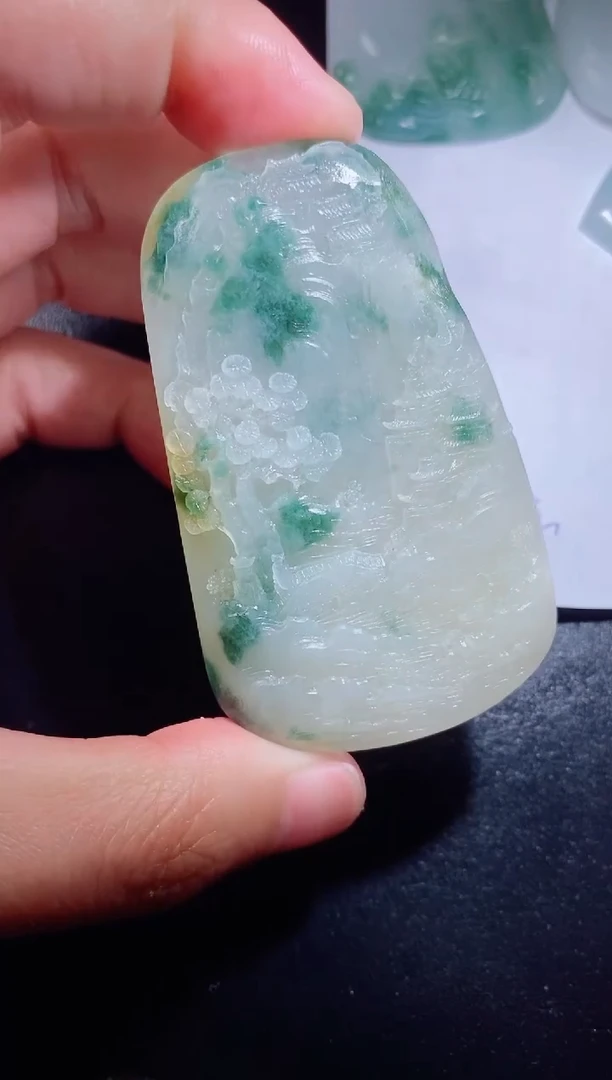 【闪购商品】定制翡翠未镶嵌毛货不支持退换付款后联系客服确认抛光
