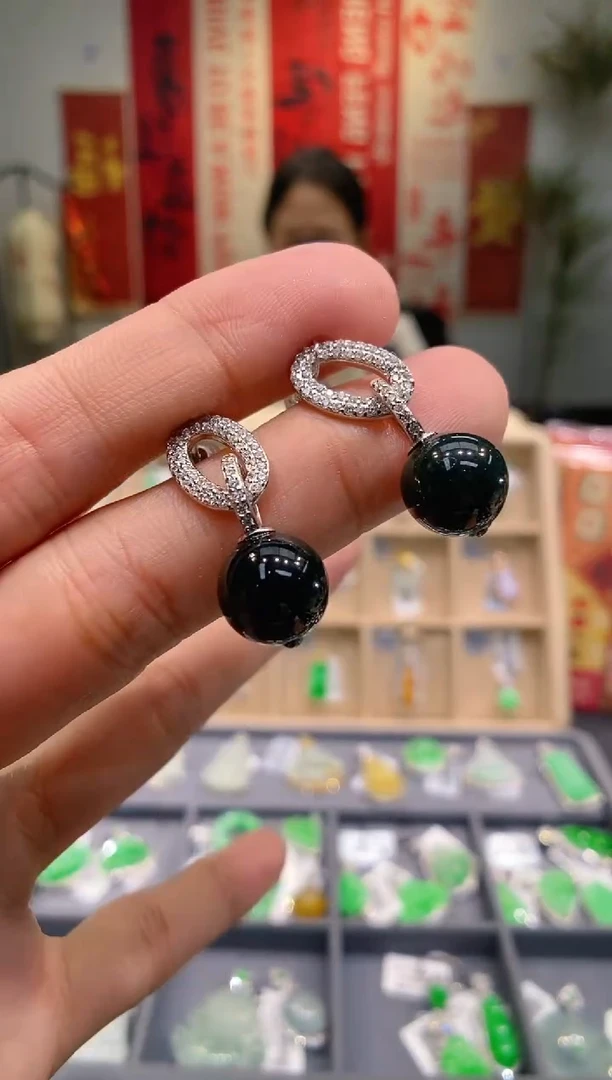 【闪购商品】翡翠吊坠(不含链)银S925镶嵌珠子耳饰
