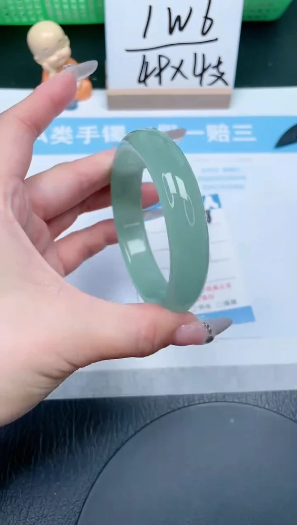 【闪购商品】石英质玉手镯未镶嵌338-57