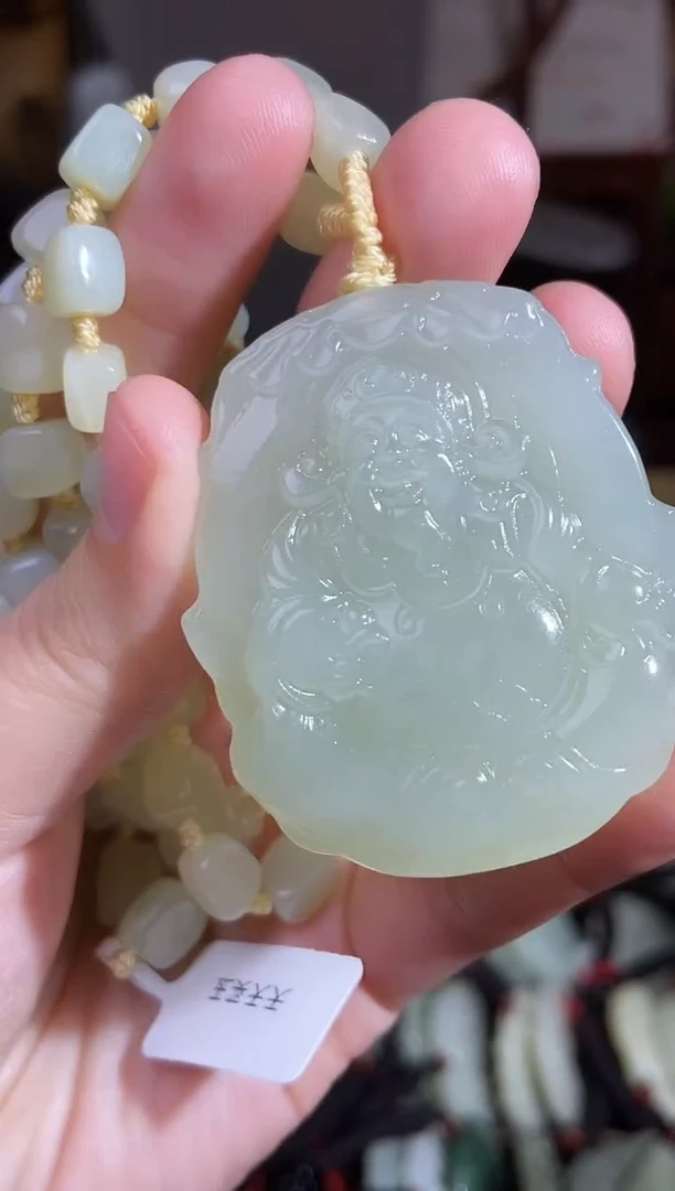 颈饰未镶嵌和田玉1