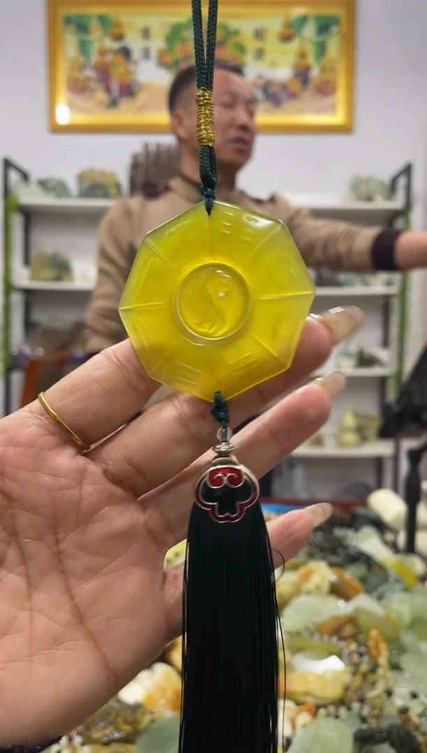 【闪购商品】岫玉车挂未镶嵌多样性发货其中发一件