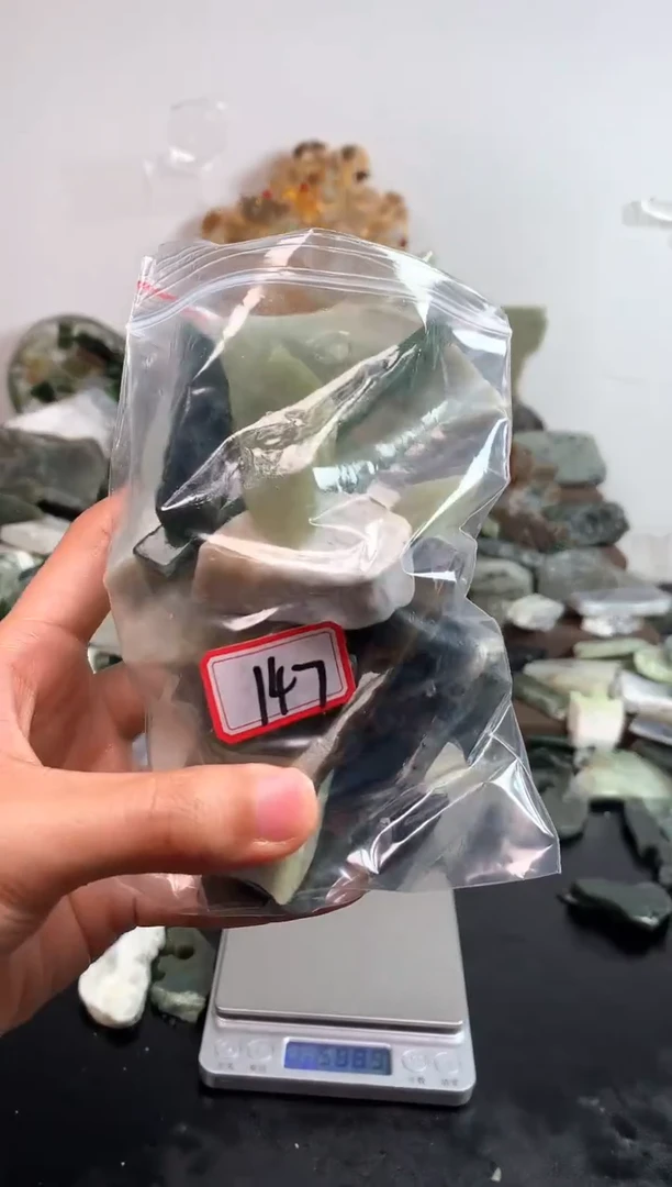 未镶嵌和田玉摆件147