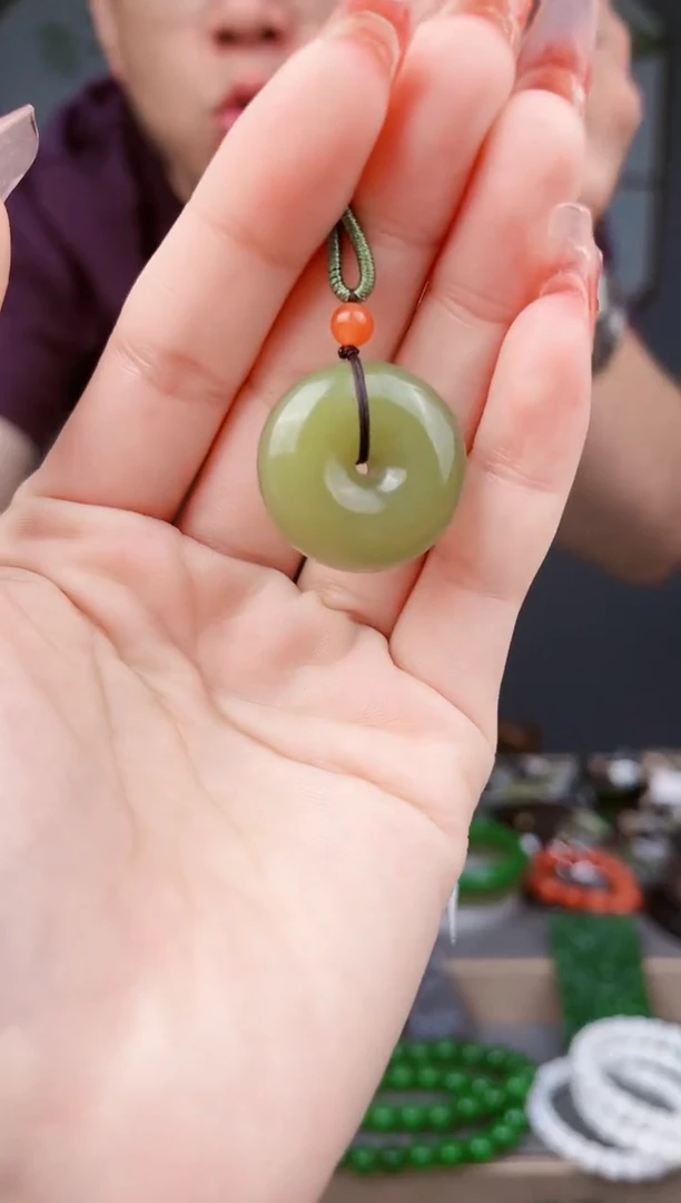 和田玉未镶嵌颈饰多样性发货   拍一单发一个