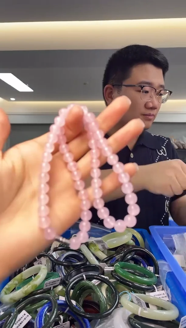 【闪购商品】芙蓉石`未镶嵌多样性发一件