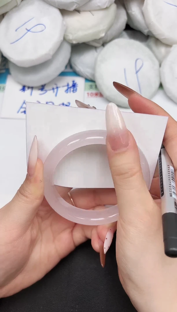 未镶嵌手镯石英质玉A193/62