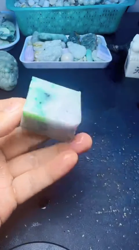 颈饰未镶嵌翡翠003