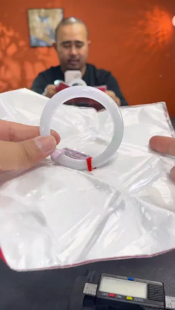 未镶嵌手镯翡翠11