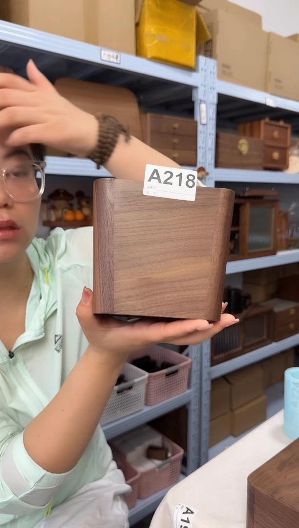 木218号特价微瑕桌面收纳桶