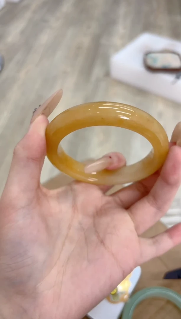 未镶嵌手镯石英质玉144-55HU
