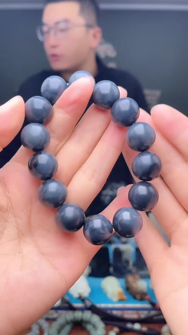 未镶嵌和田玉挂件1