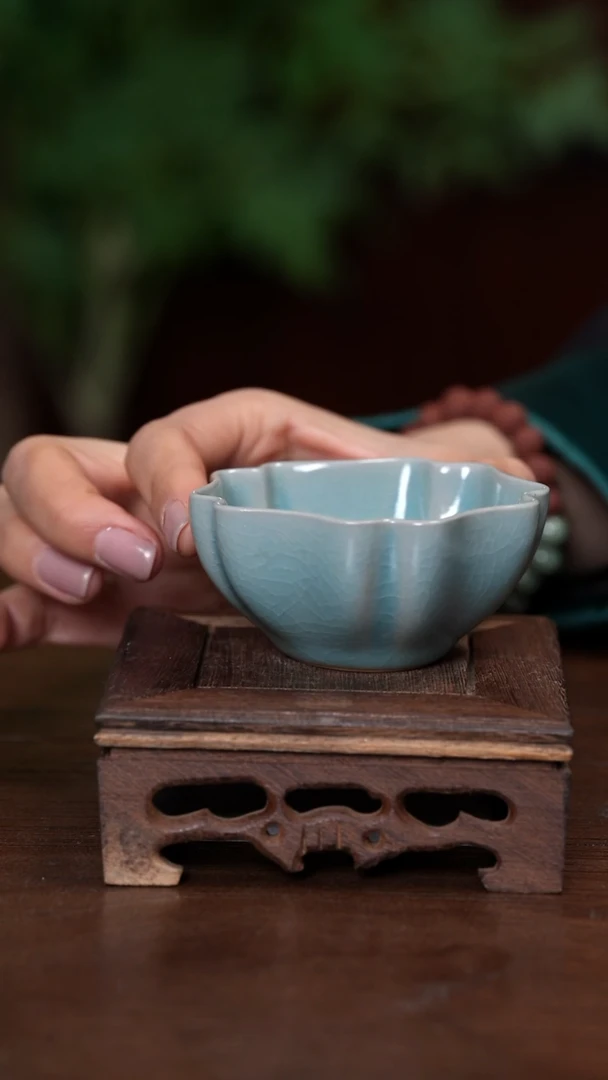 【闪购商品】宝丰清凉寺原产地汝瓷花口杯