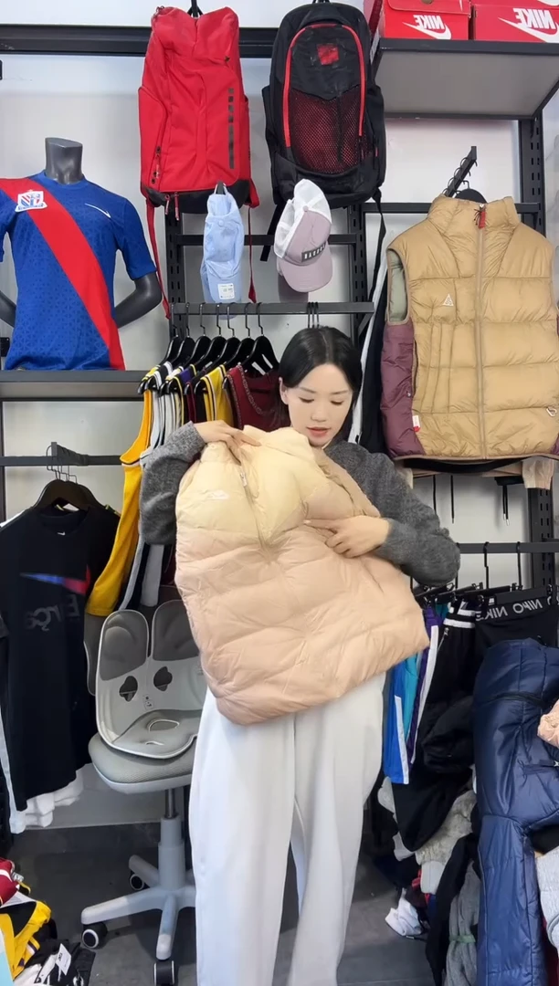 788编码 瑕疵款直播间过款为准 尺码·S