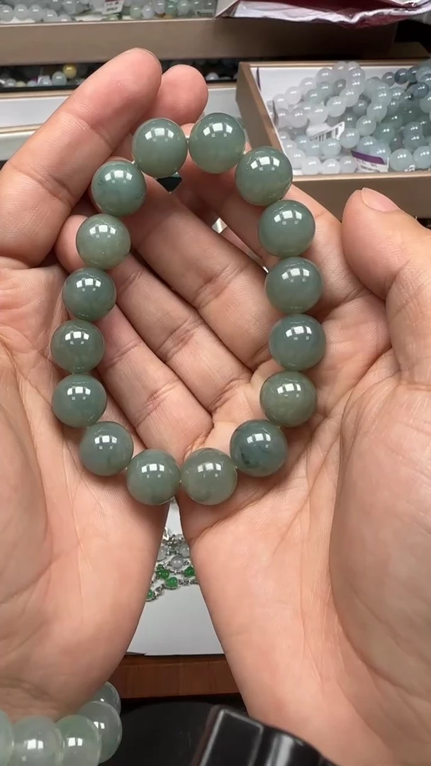 【闪购商品】翡翠颈饰未镶嵌手串