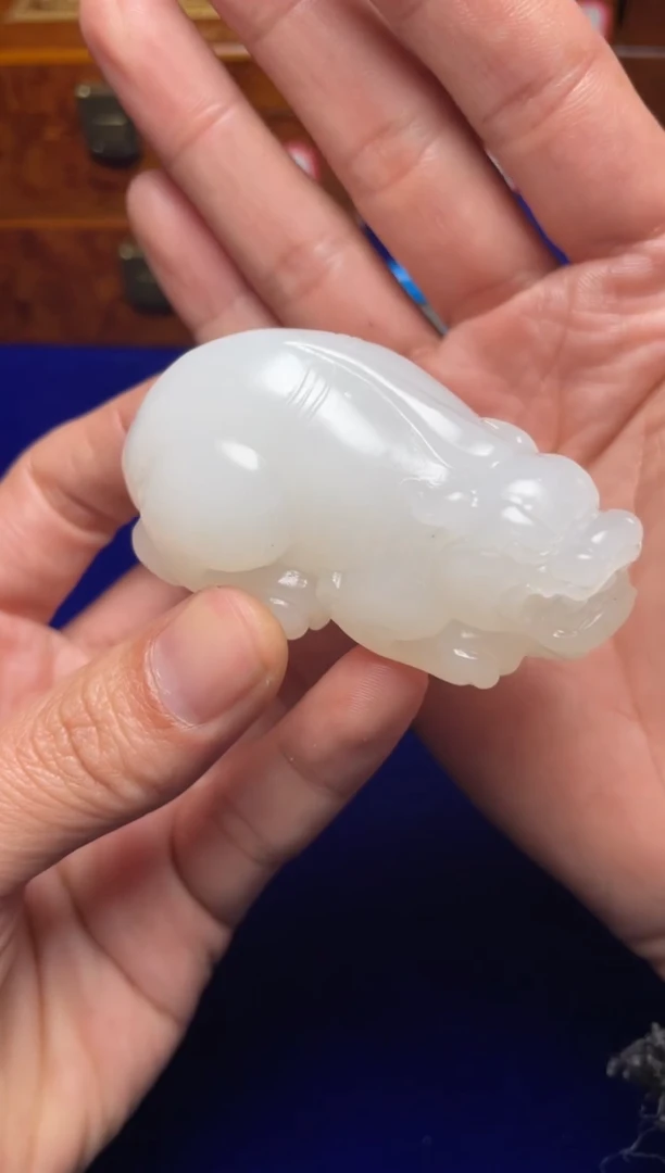未镶嵌和田玉把件光*哥和田玉
