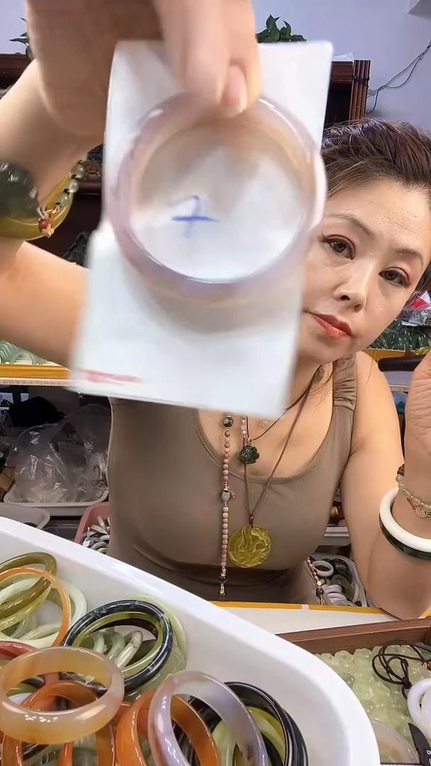 玛瑙/玉髓手镯未镶嵌用****4多样性发货其中之一4