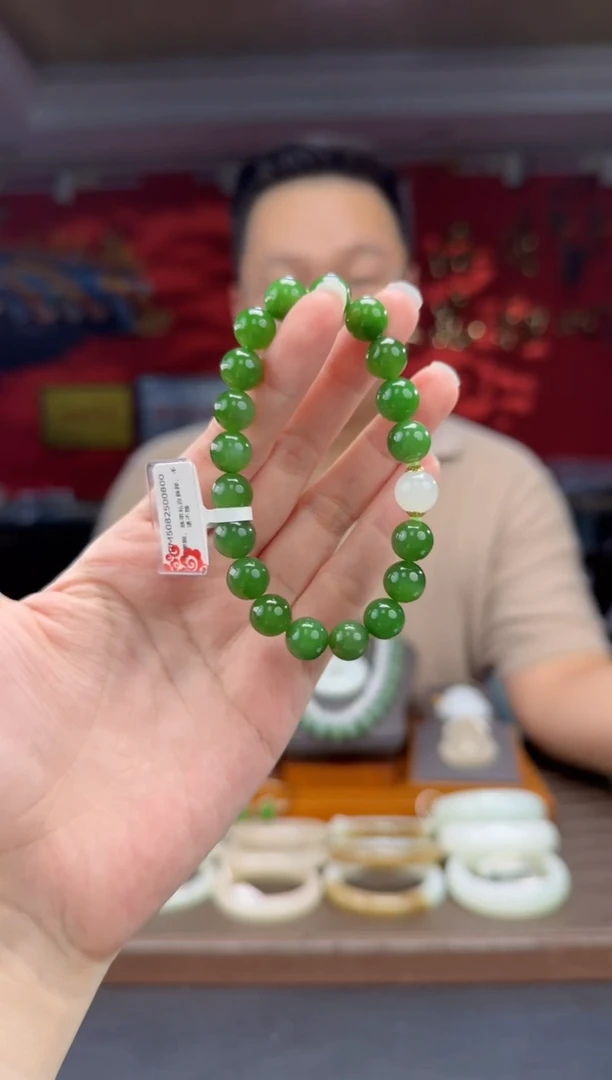 未镶嵌手串和田玉碧玉阳绿单圈手串