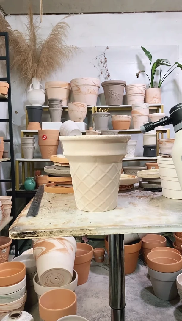 瑕疵无售后22*22白色浮雕 1盆无托