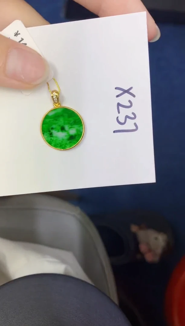 颈饰未镶嵌翡翠缅甸天然翡翠A货