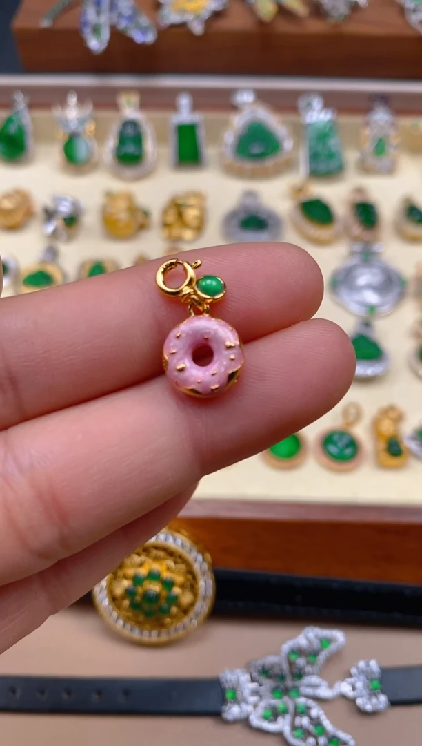 【闪购商品】翡翠吊坠(不含链)银S925镶嵌甜甜圈