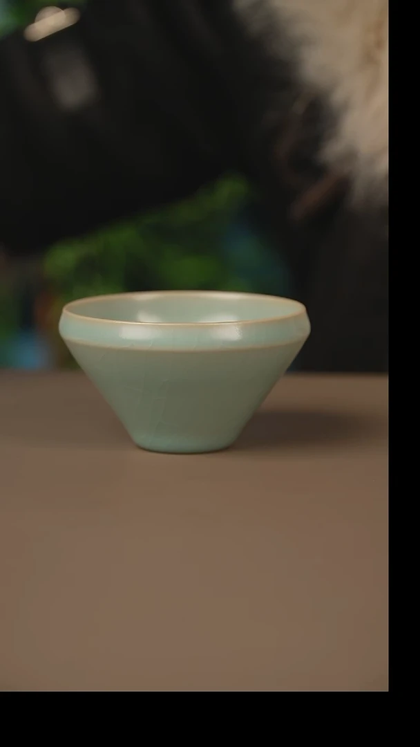 仿古折肩杯一级