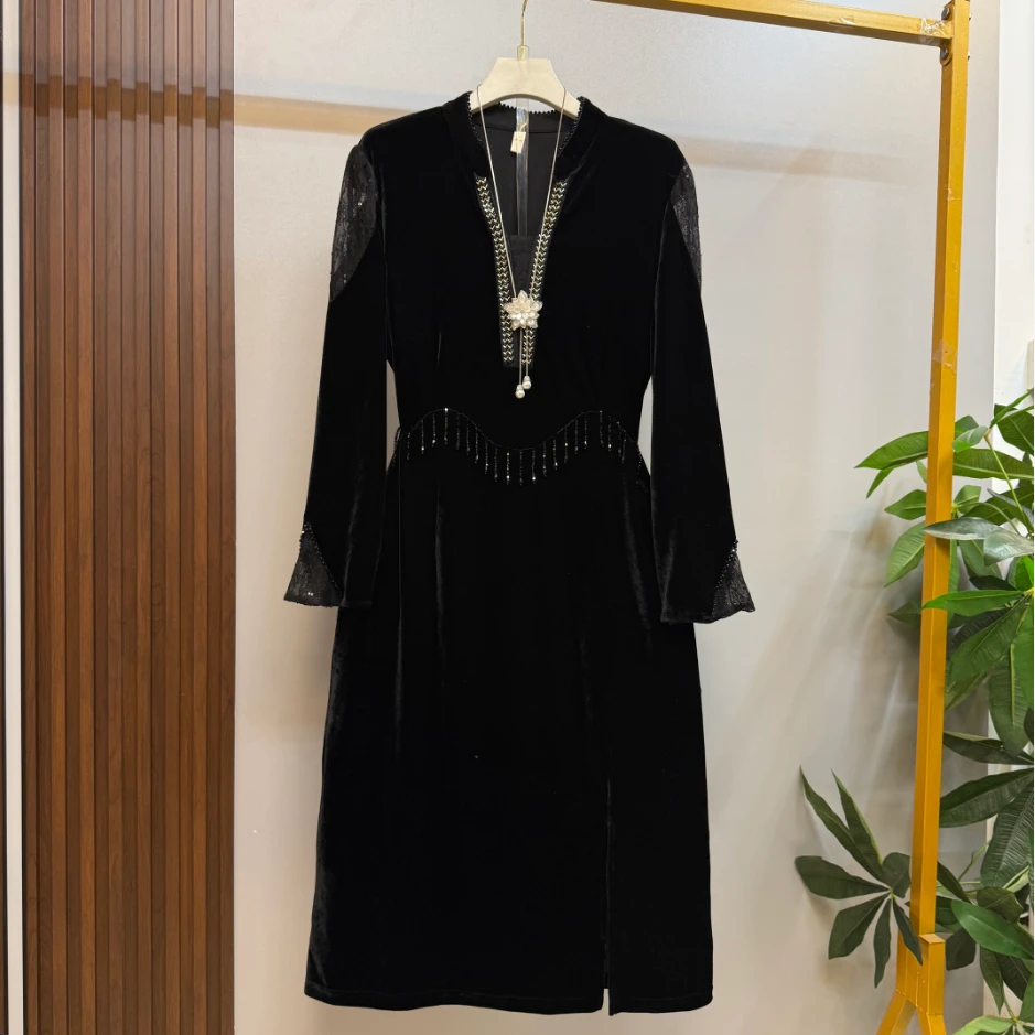 新款大码女装时尚气质V领丝绒显瘦连衣裙