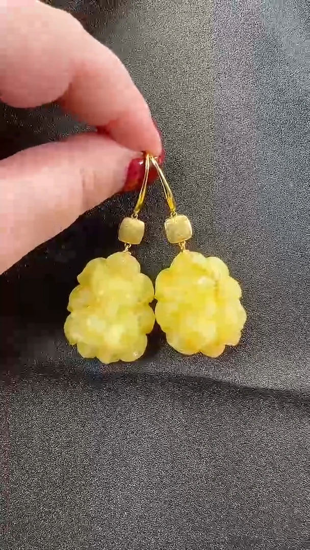 未镶嵌颈饰琥珀耳环