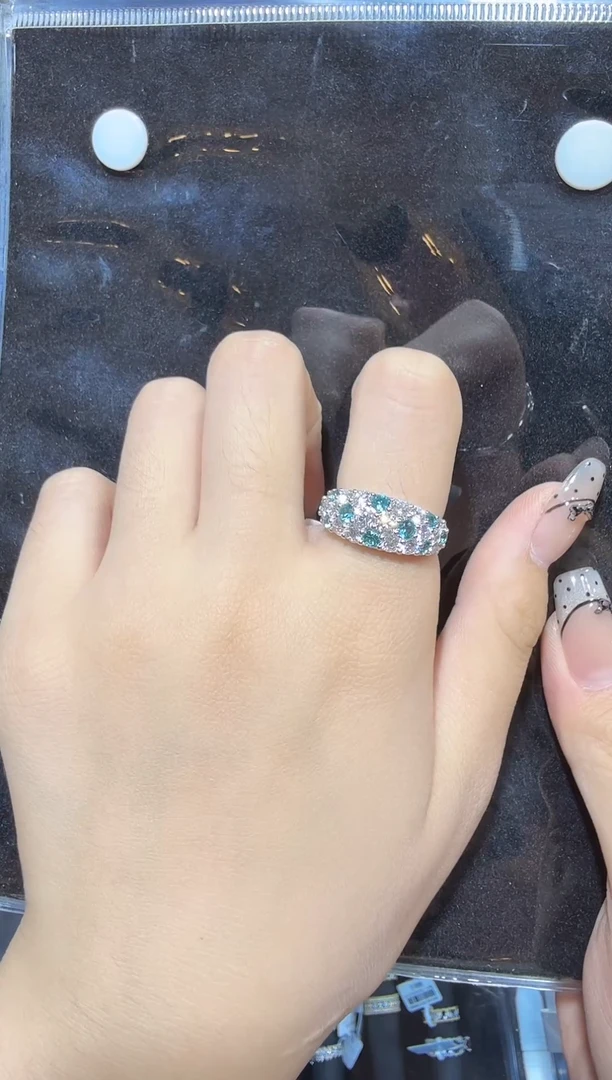 18K金镶嵌实验室培育钻石泥鳅戒14圈口 精致款