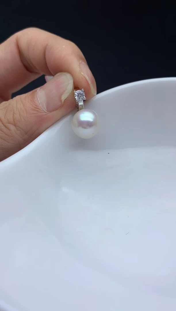 银S925镶嵌ff淡水珍珠白珠吊坠(赠链）10~11mm