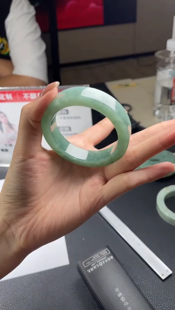 未镶嵌手镯定制翡翠十*~手镯XJ/发一件