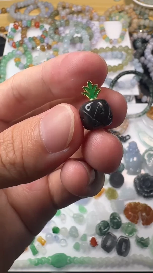 颈饰未镶嵌翡翠【闪购商品】 天然翡翠