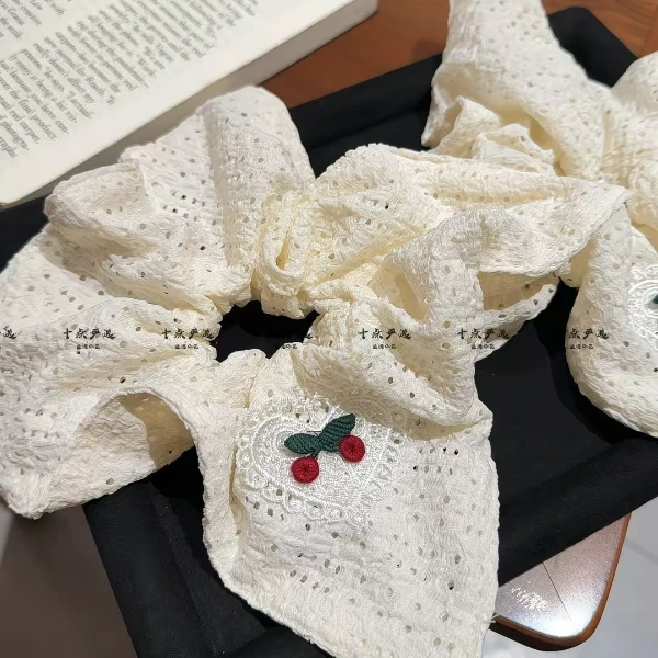 手作蕾丝爱心樱桃白色镂空方巾大肠发圈甜美少女心扎马尾皮筋头绳