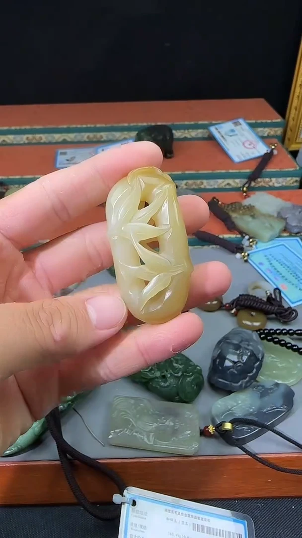 未镶嵌和田玉珠宝奇石和田玉珠宝 拍一发一！