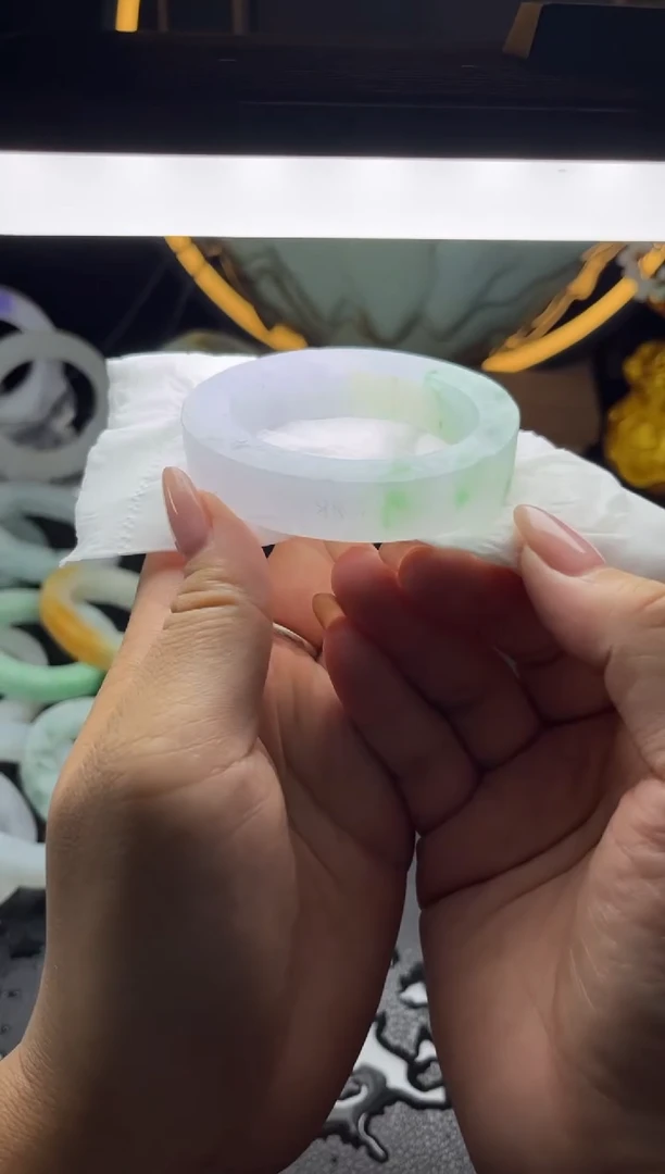 未镶嵌贵妃定制翡翠贵妃