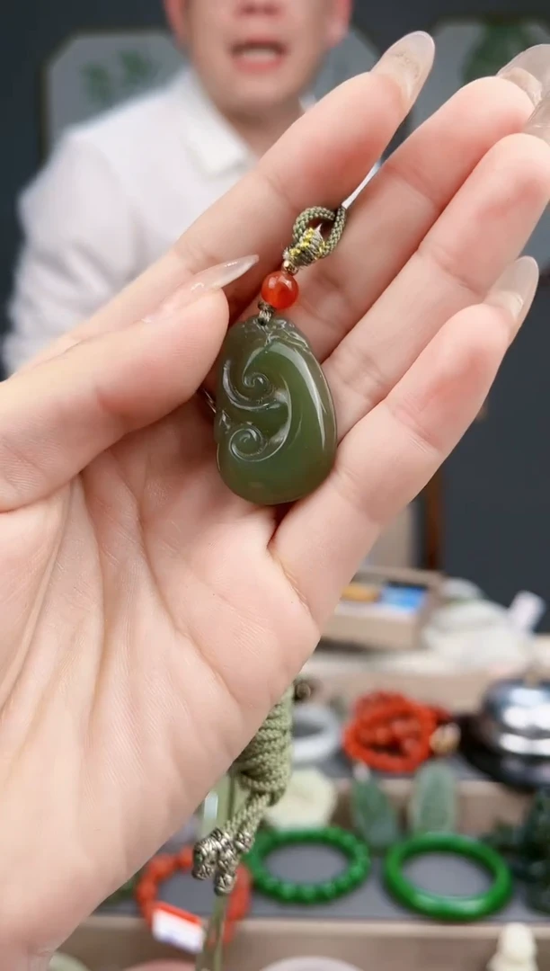 【闪购商品】和田玉颈饰未镶嵌AA多样性发货 拍一发一