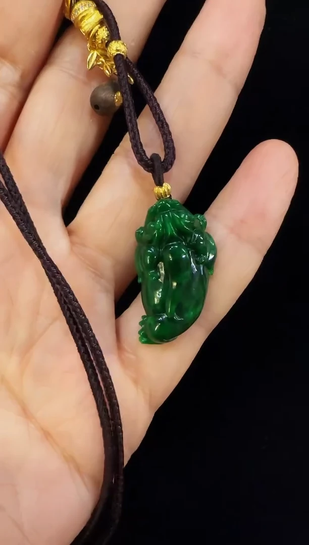 颈饰未镶嵌翡翠国风