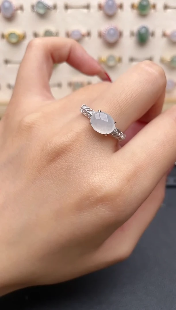 【闪购商品】翡翠戒指银S925镶嵌一物一证一礼盒