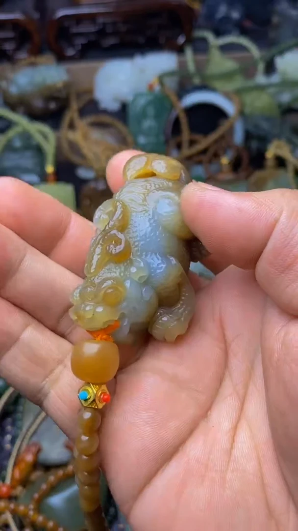 未镶嵌和田玉挂件1