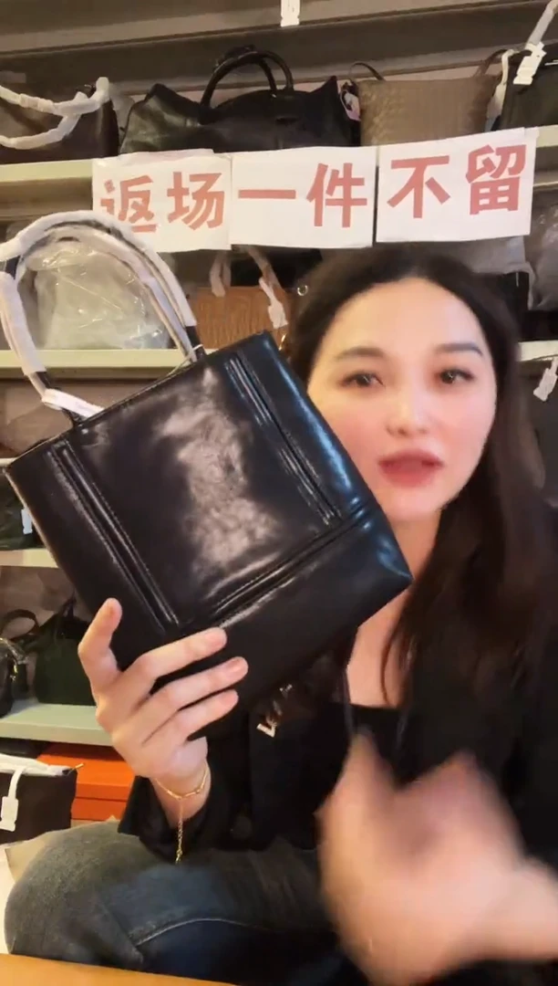 牛皮（革）高端订制时尚百搭女士 手提 腋下 斜跨包